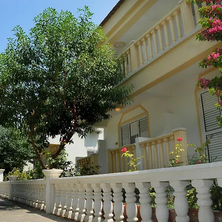 Riverside Garden Resort-3